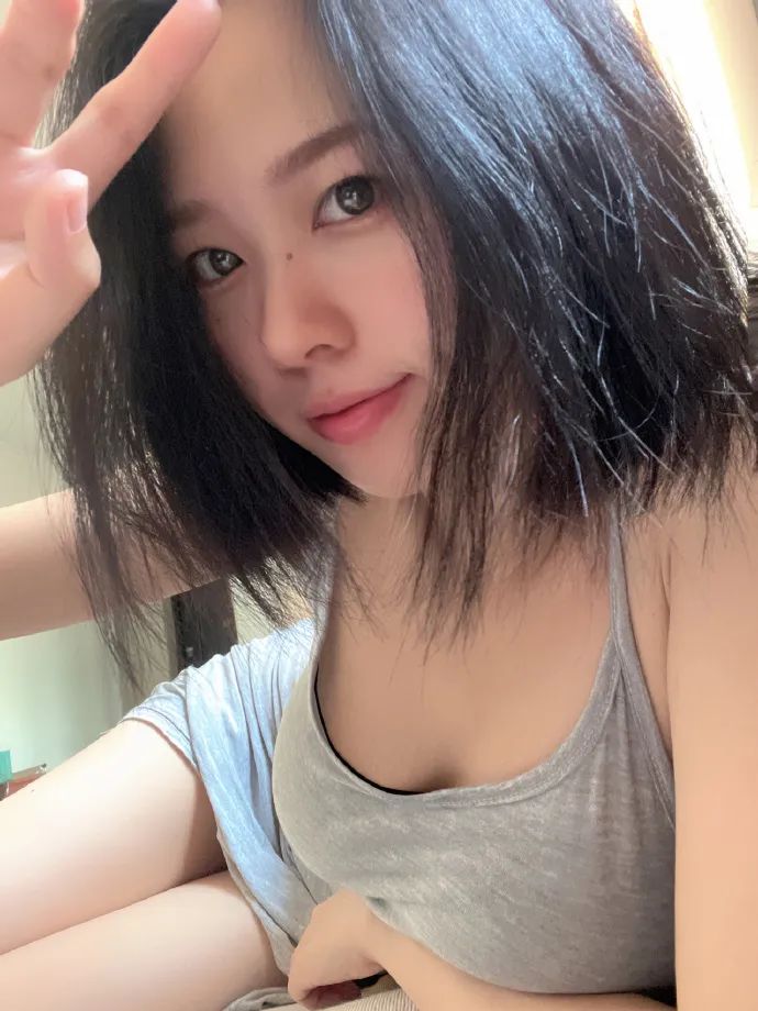 誰(shuí)說(shuō)黑絲永遠(yuǎn)的神?。坎鍒D29