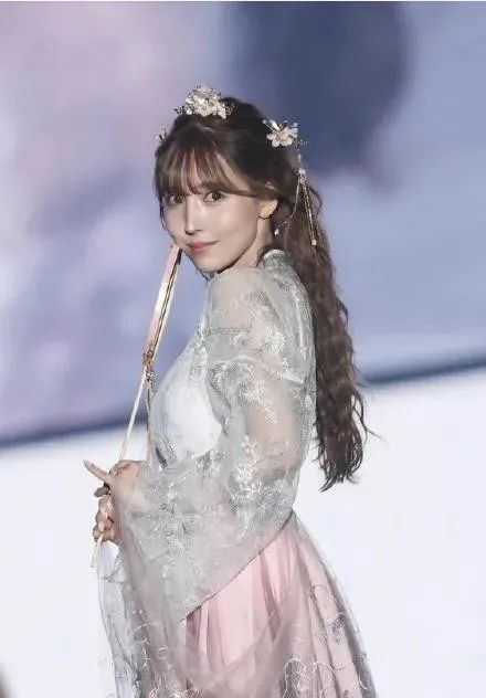 三上悠亞被漢服圈的妖魔鬼怪，噴慘了插圖2