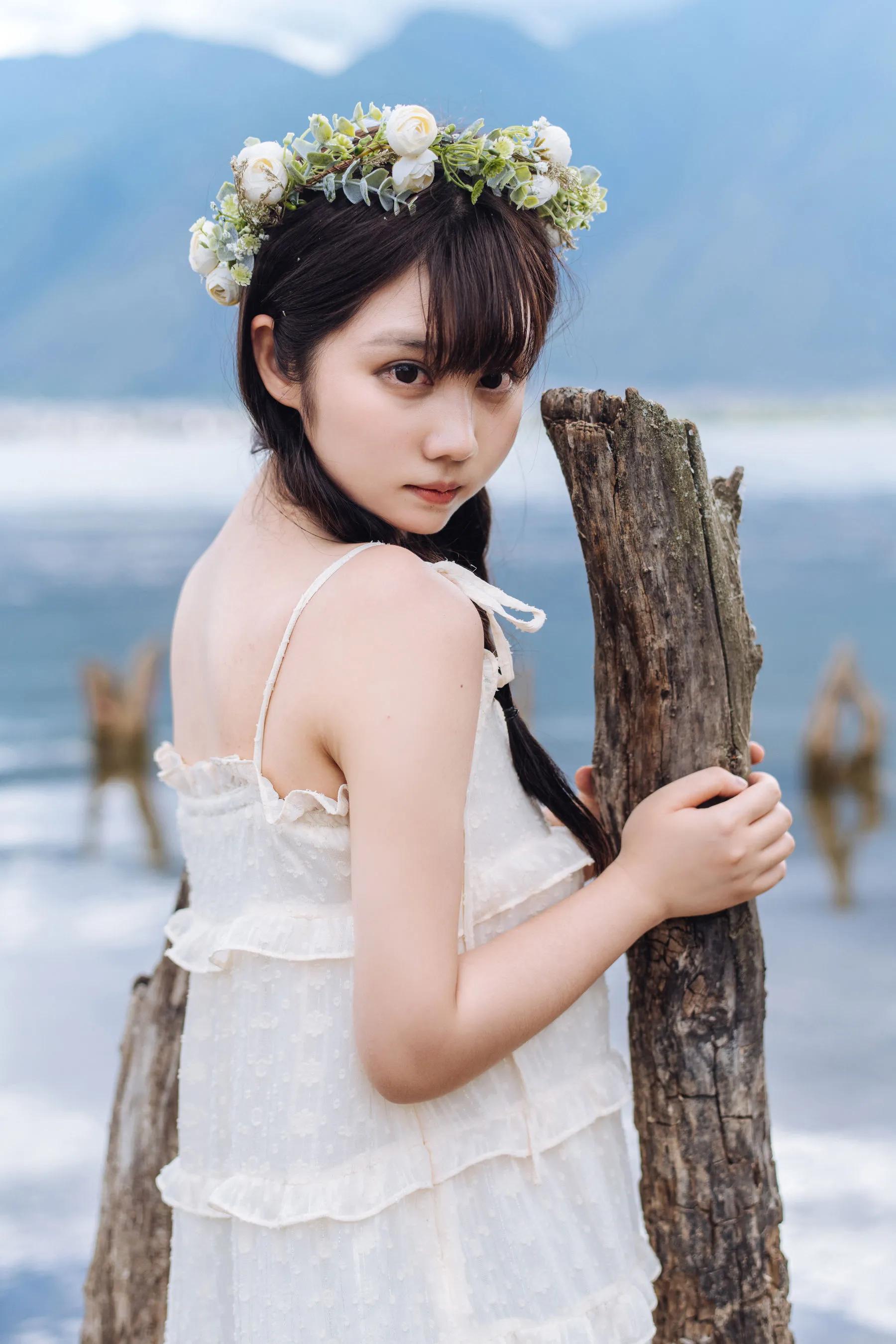 喵糖映畫(huà) 海邊姑娘（鏡醬）純色白裙，嚶嚶嚶插圖2